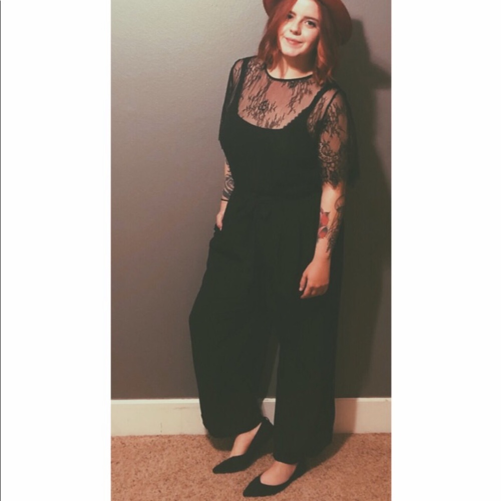 FOREVER 21 + paper bag waist pants